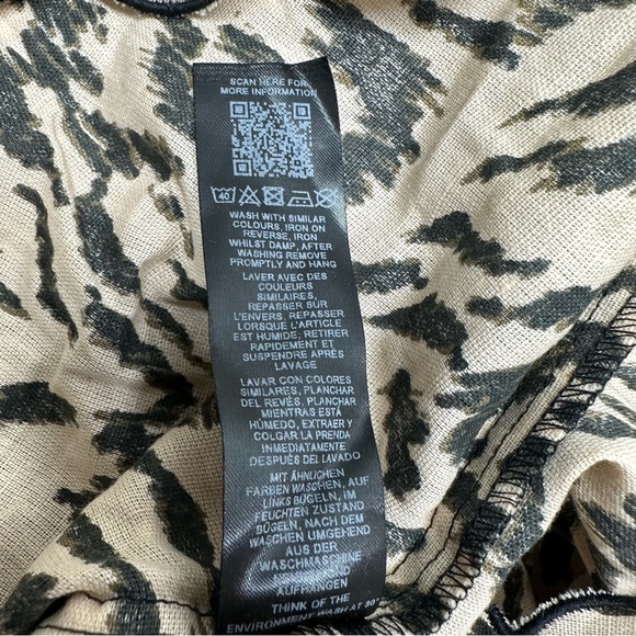 ASOS curve scollop Elegant brown and Cream Patterned Dress size 20 nwt - Picture 9 of 10